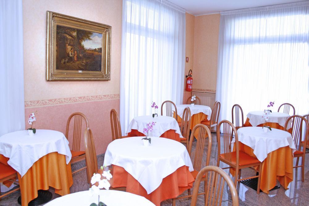 Hotel Donatello Bologna Exterior photo
